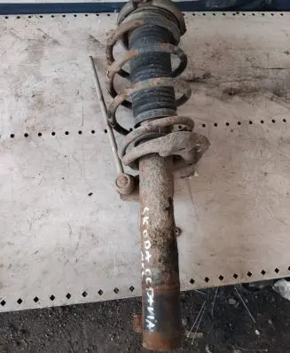 Skoda Octavia Mk2 (1Z) Front shock absorber/damper