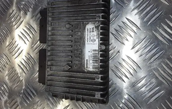 Renault Clio II Gearbox control unit/module S105280005E HOM7700102887 7700111874