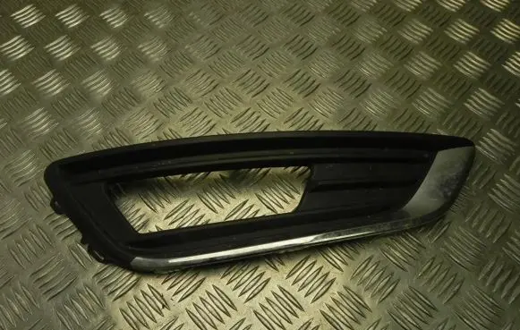 Ford Focus Front grill F1EB15A298B