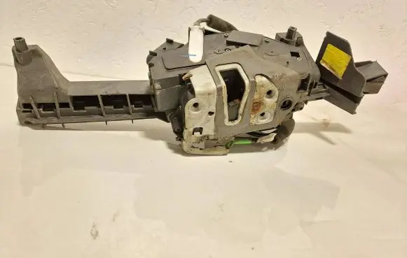 Ford S-MAX Front door lock EM2AU21812BC 112163K 40644163