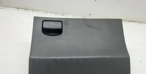 Toyota Yaris Glove box frame 
