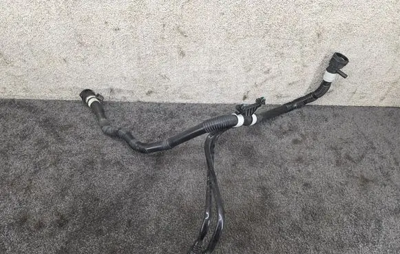 Tesla Model Y Engine coolant pipe/hose 164766500E