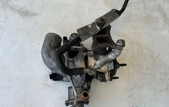 Audi A4 S4 B8 8K Turbo 06L145704B