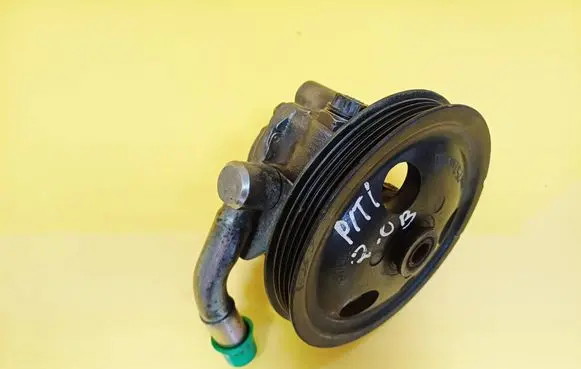 Chrysler PT Cruiser Power steering pump 