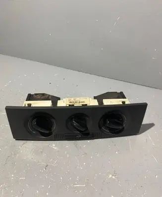 Skoda Fabia Mk1 (6Y) Climate control unit 6Y0819045J 901512360000