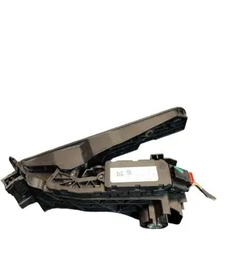 Volkswagen PASSAT B7 Accelerator throttle pedal 1K1721503AB
