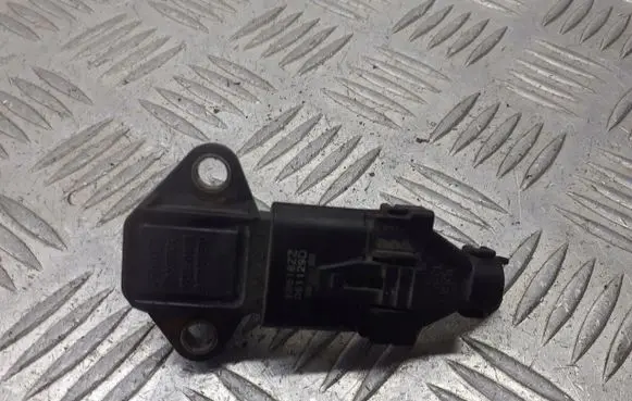 Hyundai i30 Tire pressure sensor 39300-84400