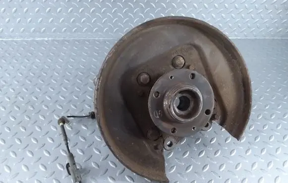 Citroen DS5 Rear wheel hub 330606