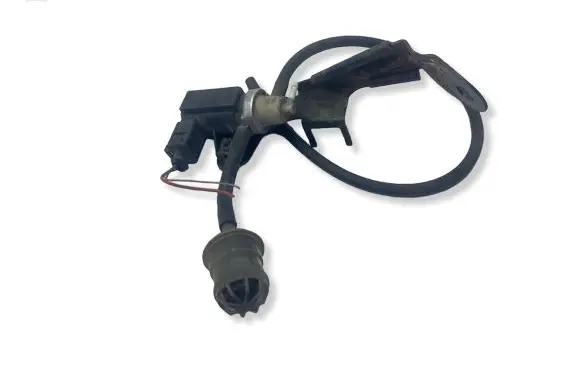 Volkswagen Touareg I Turbo solenoid valve 1J0906627A