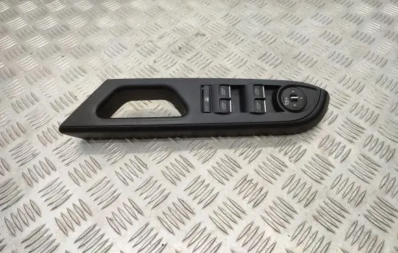 Ford B-MAX Electric window control switch AM5T14A132GA