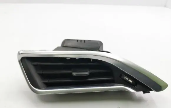 Peugeot 2008 I Dashboard side air vent grill/cover trim 9633131777 1089169X