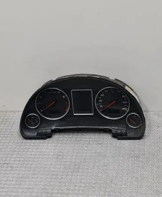 Audi A4 S4 B6 8E 8H Speedometer (instrument cluster) 8E0920931