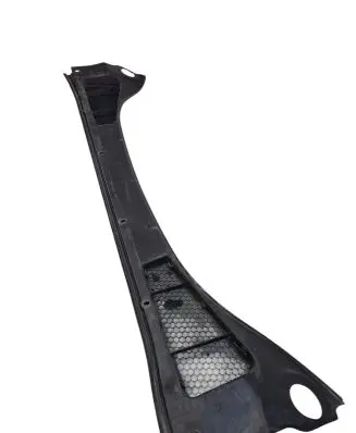 Ford Focus Wiper trim BM51A02216