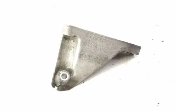 Mercedes-Benz CLS C219 Engine mounting bracket 2722231604 A2722231604