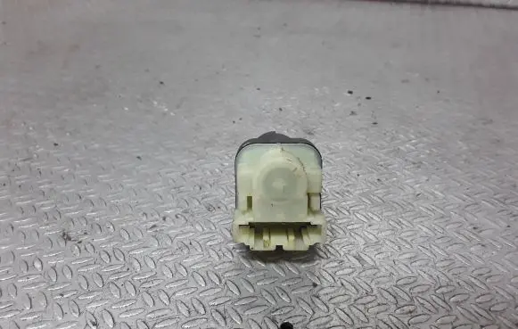 Audi A4 S4 B7 8E 8H Brake pedal sensor switch 1K2945511