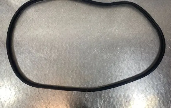 KIA Sorento IV Rear door rubber seal (on body) 
