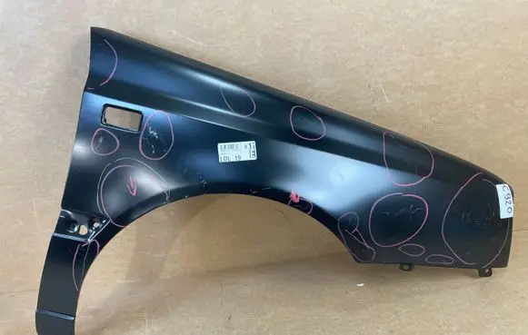 Volkswagen Golf III Fender 5880658 1HO821106