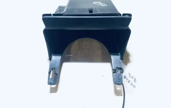 Car ashtray