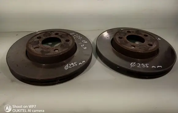 Mercedes-Benz E W211 Front brake disc 2114210712