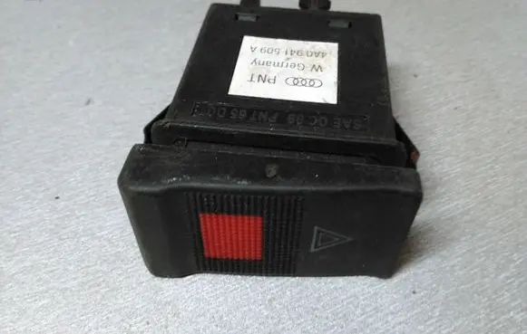 Audi A6 S6 C4 4A Hazard light switch 4A0941509A