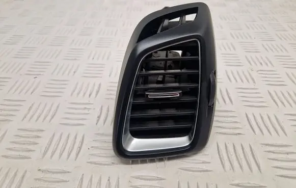 Citroen DS5 Dashboard side air vent grill/cover trim 9670715377