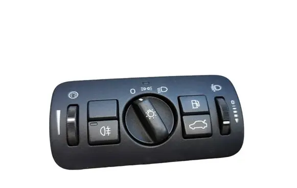 Volvo V70 Light switch 30739413