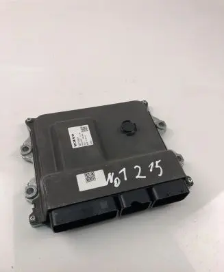 Volvo XC60 Engine control unit/module ECU 32313937