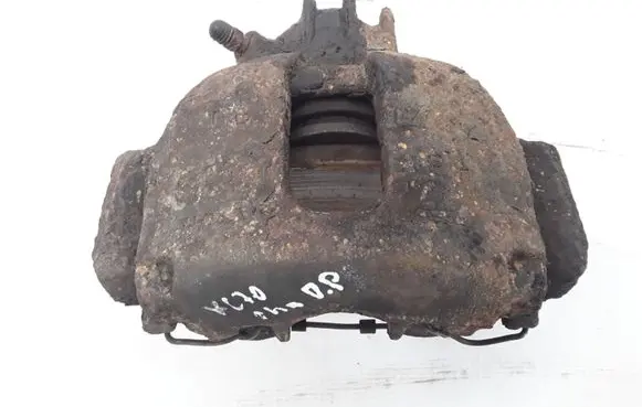Volvo XC70 Front brake caliper 9475270