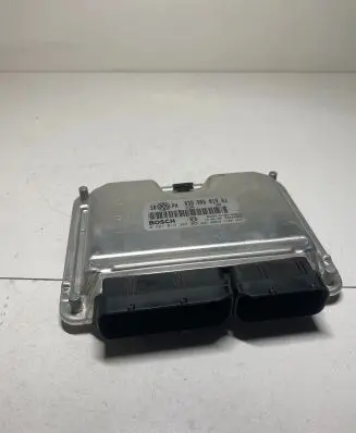 Volkswagen PASSAT B5 Engine control unit/module 038906019AJ 28SA4602 0281010303