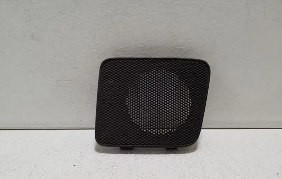 Nissan Pathfinder R51 Side speaker trim/cover 