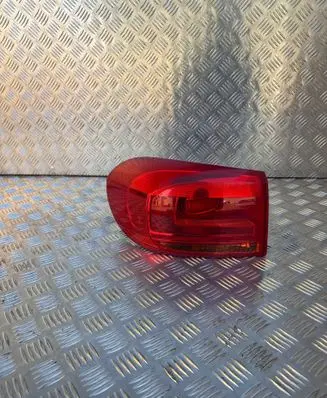 Volkswagen Tiguan Rear/tail lights 5N0945095Q 2SD01073801 5N0945311D