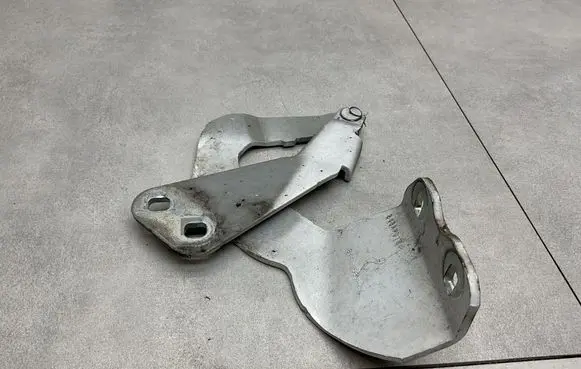 Ford Kuga I Engine bonnet/hood hinges 8V4116801AD