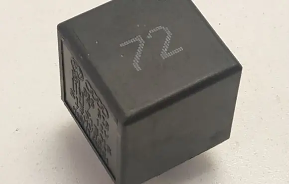 Volkswagen Golf III Other relay 191955529