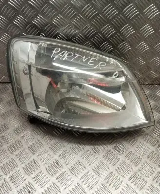 Peugeot Partner Headlight/headlamp