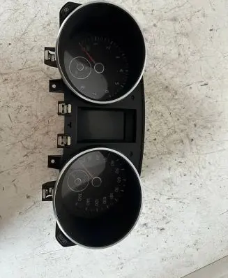 Volkswagen Golf VI Speedometer (instrument cluster) 5K0920971 VDD02402 0119014494
