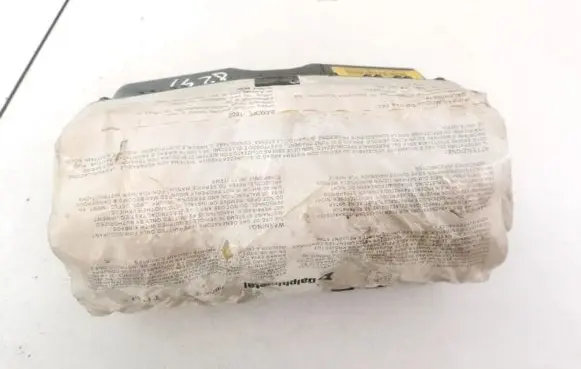 Opel Corsa D Passenger airbag 13152361