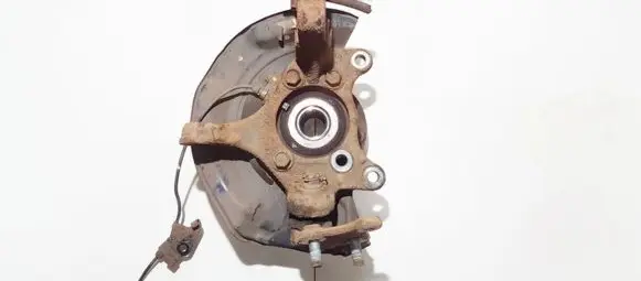 Toyota RAV 4 (XA30) Front wheel hub