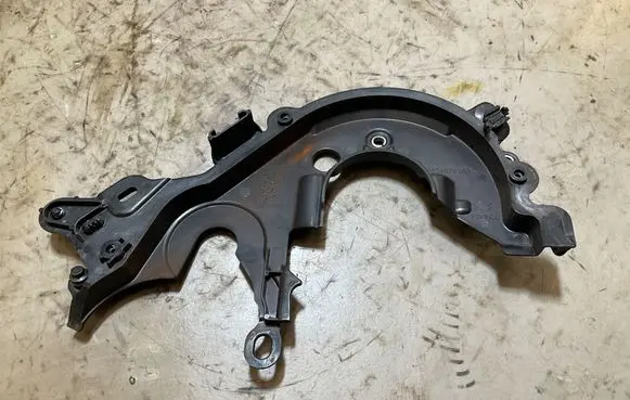 Peugeot Expert Timing belt guard (cover) 9824675180