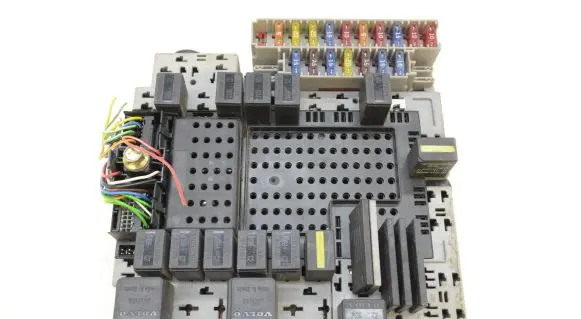 Volvo XC90 Fuse box set 08696040