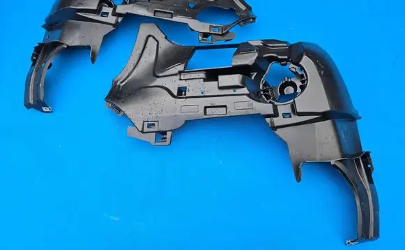 BMW X1 F48 F49 Front bumper mounting bracket 7354819 7354820
