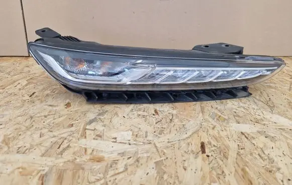 Hyundai Kona I LED Daytime headlight 92208