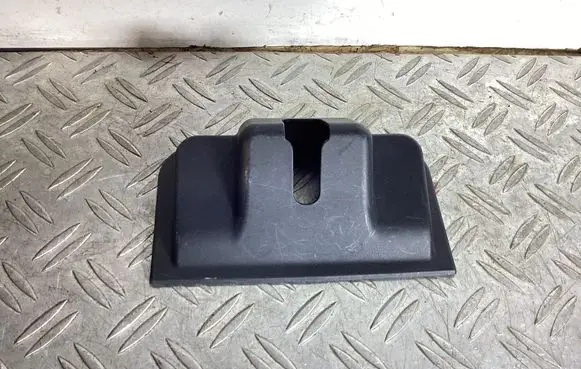 Lexus RX 450H Tailgate/boot lid lock trim 693210E070