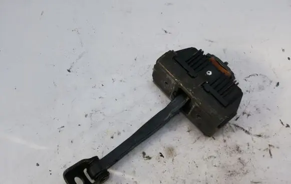 BMW 5 E60 E61 Front door check strap stopper 7033609