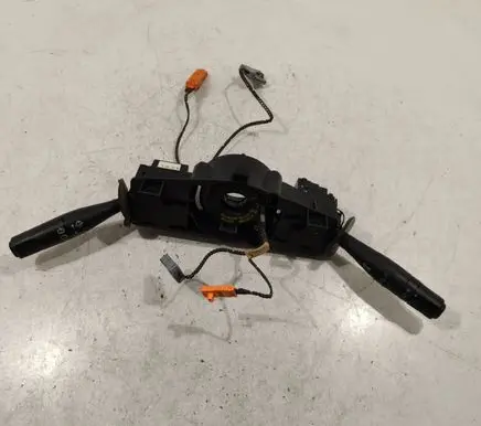 Peugeot 206 Wiper turn signal indicator stalk/switch 34394302 9630605180