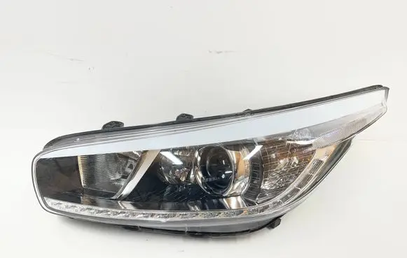 KIA Ceed Headlight/headlamp 92101A2220