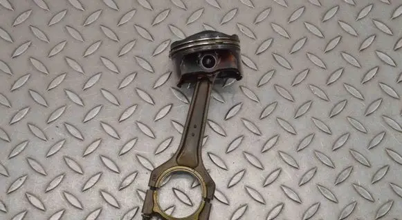 Piston