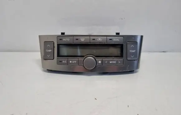 Toyota Avensis T250 Climate control unit 5590205050H 6D061D6