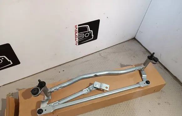 Audi A3 S3 8P Front wiper linkage and motor 8P1955023Q 1331MWP2 8P1955023E