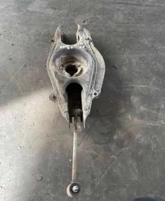 Mercedes-Benz E A207 Rear control arm A2043503506 2043503506 A2043521688