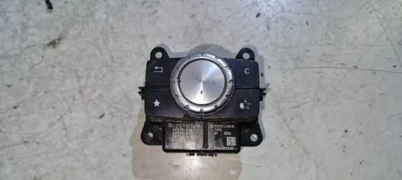 Mercedes-Benz E W212 Head unit multimedia control A2129007619